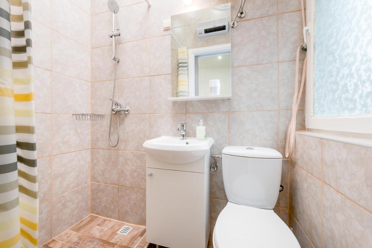 Studio Apartment Sesula Split Exterior photo